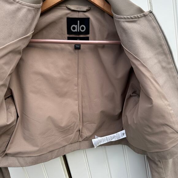 Alo Light Cocoa Main Character High-Waist Wide Leg Trouser Cropped Jacket XS - Picture 15 of 16